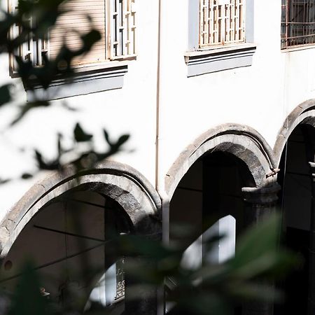 Palazzo Della Loggia B&B Неаполь Экстерьер фото